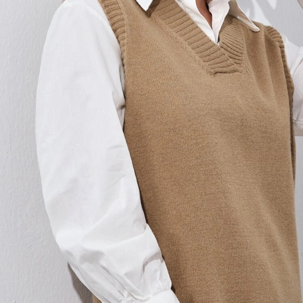tan v neck Sweater vest - Picture 3 of 6
